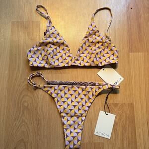 Acacia Swimwear Airen Top Ralphy bottom in Goldie size S